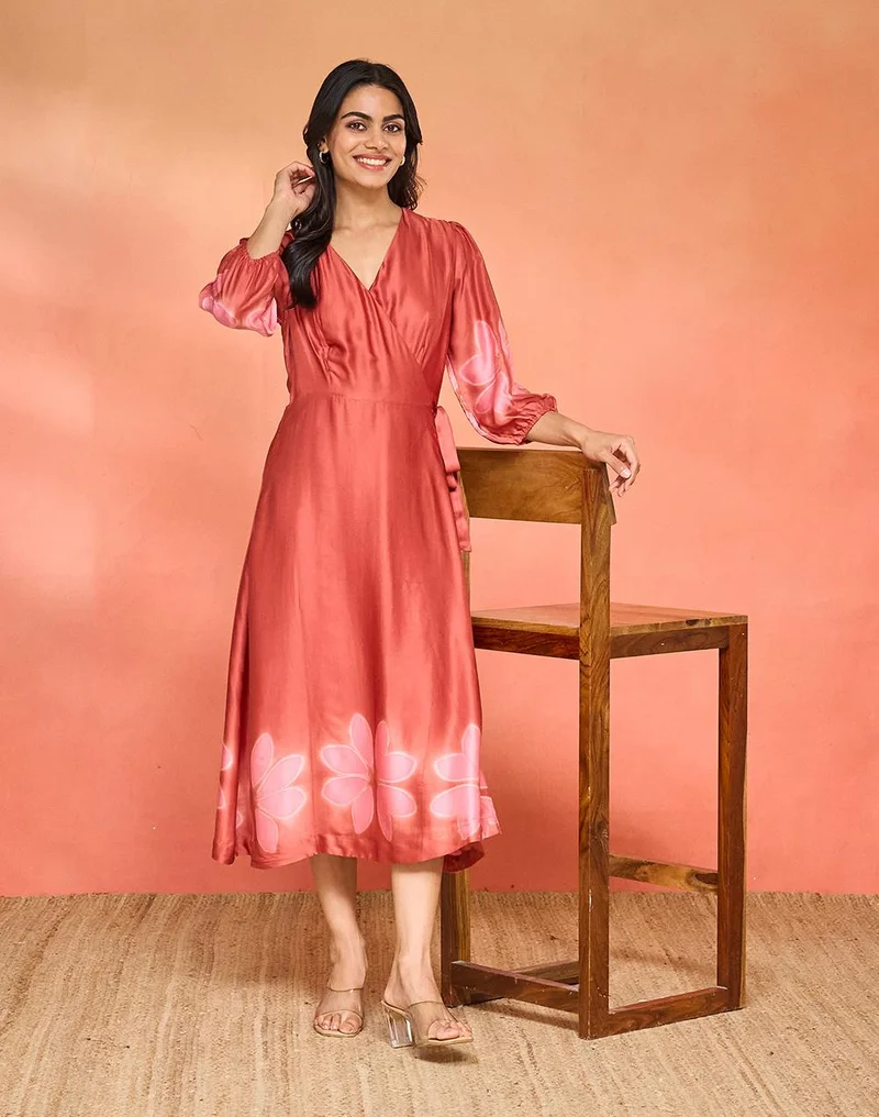 Pink Rayon Blend Clamp Midi Dress
