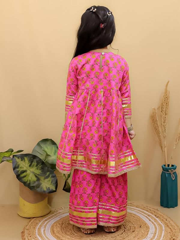 superminis Girls Cotton Floral Printed Gotta Work 3/4 Sleeves Kurti with Sharara Set Ethnic Wear (3-4 Years, Magenta), Pink - Image 3