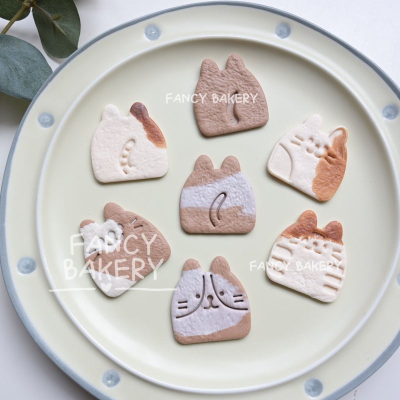 8pcs Cat Cookie Cutters Plastic 3D Cartoon Biscuit Mold Baking Tool - Image 2