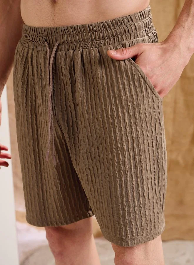 SASSAFRAS Sassafras Men Beige Textured Relaxed Fit Shorts with Drawstring Waist