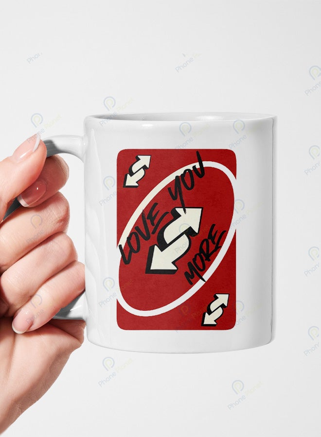 كوب من السيراميك مطبوع عليه عبارة أحبك أكثر ويتميز بمقبض مريح