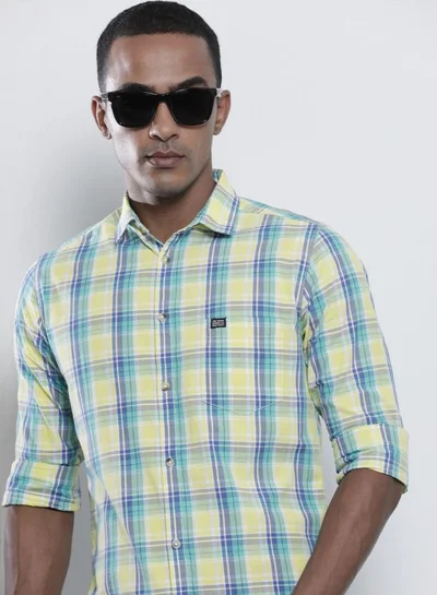 شركة المرآب الهندية Men Slim Fit Checkered Full Sleeves Spread Collar Casual Shirt