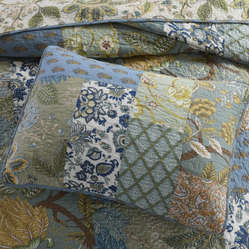 Yvooxny Quilt Set King Bedspread Reversible Green Farmhouse Garden Coverlet Real Patchwork Quilt Set for All Seasons with Pillowcases, Farmhouse Floral Pattern, King Size - Image 5