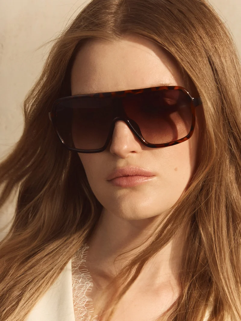 Lichi Thin plastic-frame mask sunglasses