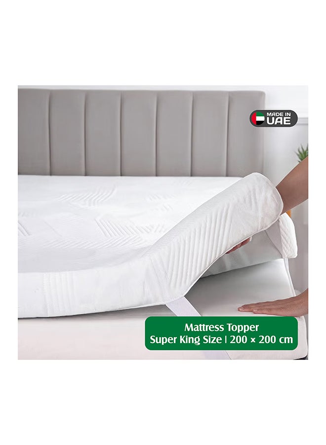 EASELIVING غطاء مرتبة سوبر كينج - غطاء مرتبة إسفنجي ناعم متوسط ​​الحجم 5 سم | غطاء مسامي وقابل للغسل | غطاء سرير تبريد لتخفيف الضغط | أشرطة مرنة لملاءمة آمنة (200 × 200 سم) مقاسات وسمك مثالي: جاهز - Image 1