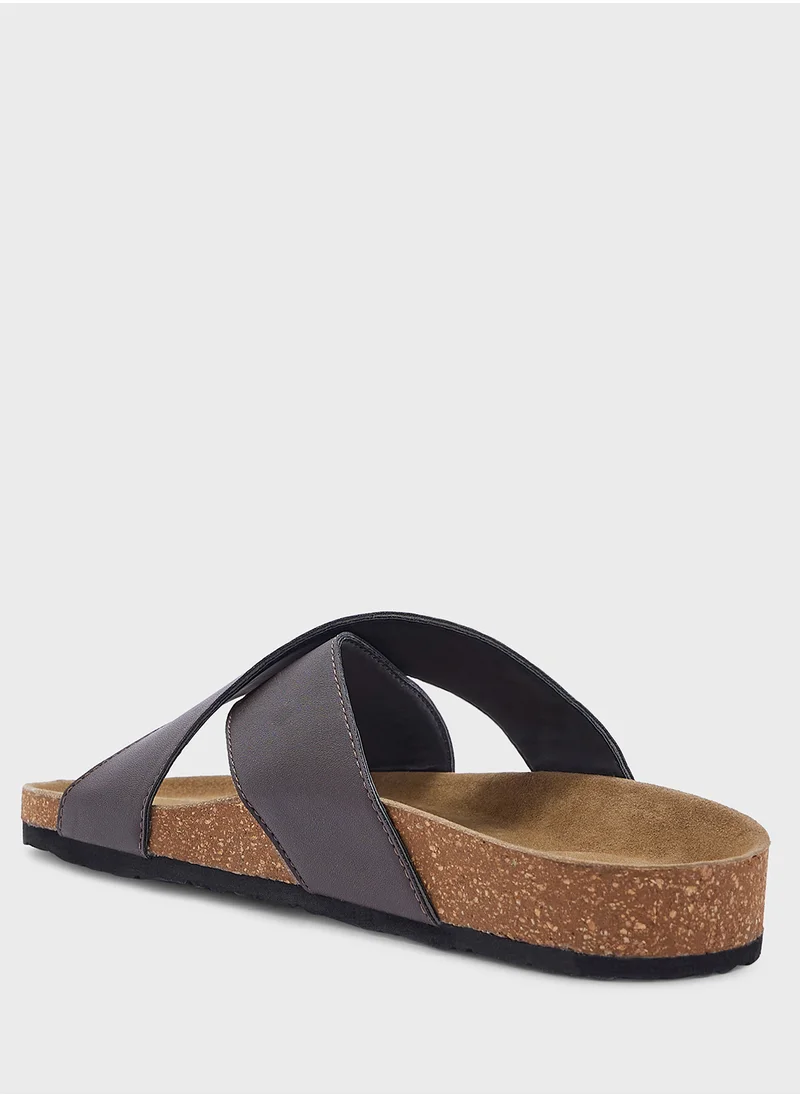 روبرت وود Arch Support Cross Strap Sandals