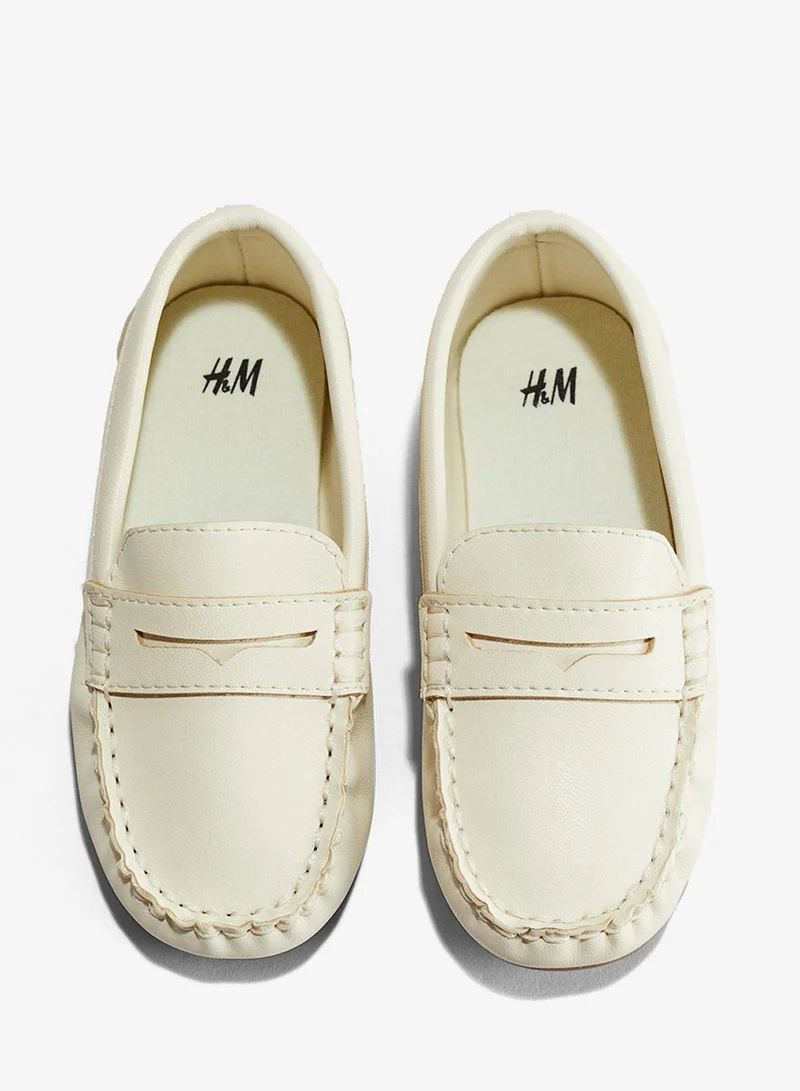 اتش اند ام حذاء لوفر