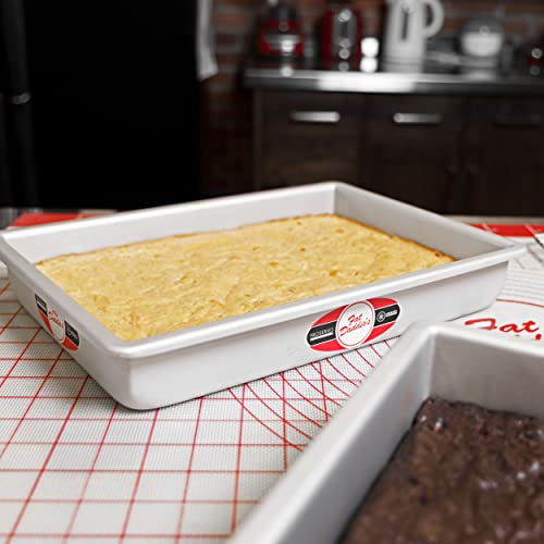 Fat Daddio's Fat Daddios POBCC9133 Anodized Aluminum Sheet Cake Pan with Removable Bottom 9 x 13 x 3 inch - Image 3