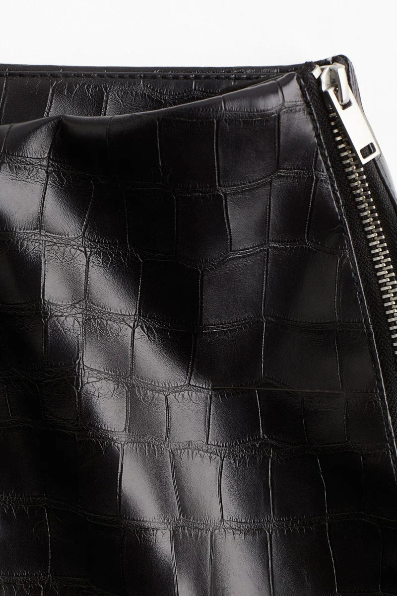 H&M Crocodile-patterned mini skirt