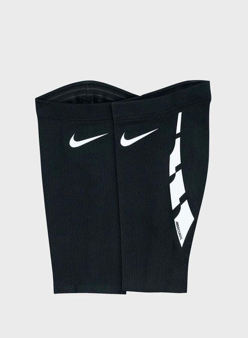 Nike GUARD LOCK SLEEVES