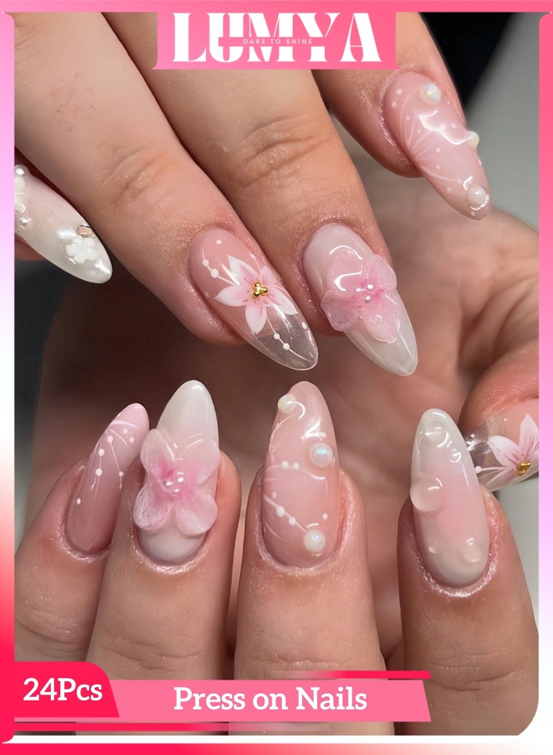 لوميا 24 قطعة من أظافر الضغط مع زهور ثلاثية الأبعاد وسحر اللؤلؤ، أظافر صناعية لامعة بلون اللوز للنساء، أظافر لاصقة من الأكريليك بنقشة زهور صيفية، مجموعة مانيكير كاملة قابلة لإعادة الاستخدام مع علامات تبويب غراء ومبرد أظافر (وردي) - Image 1