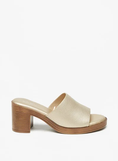 فلورا بيلا من شو إكسبرس Women's Textured Slip-On Sandals With Block Heels