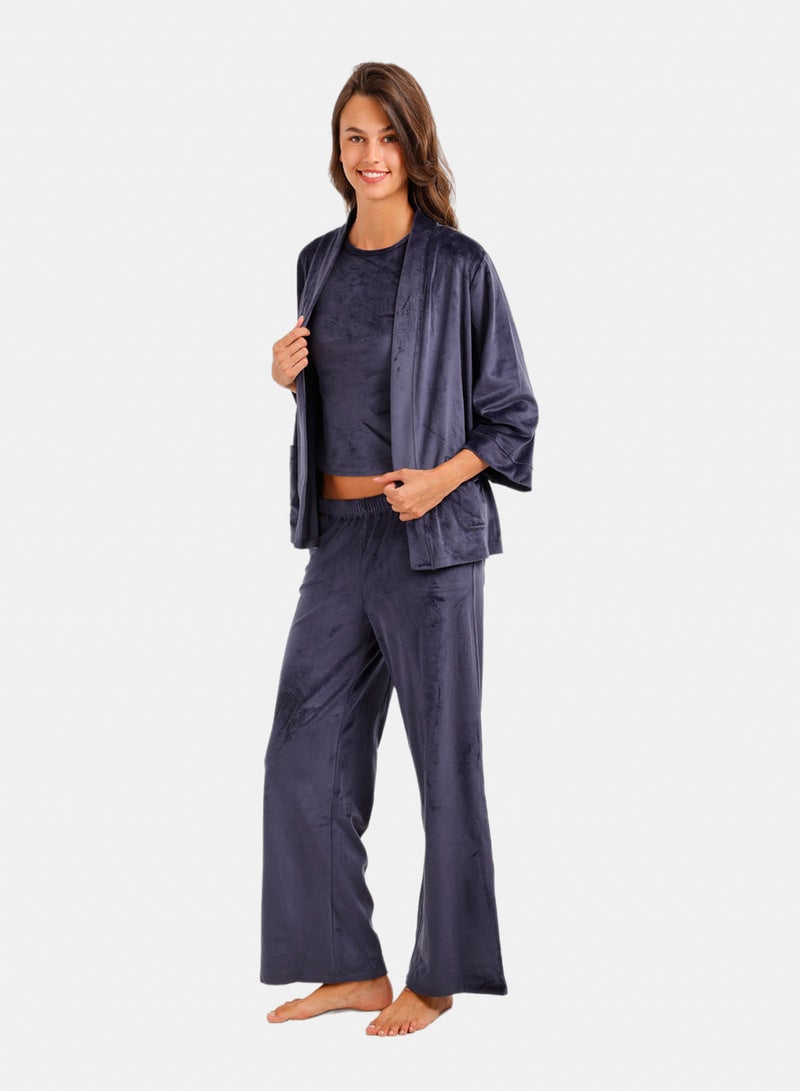 Carina Velvet 3-Piece Pyjama - Image 3
