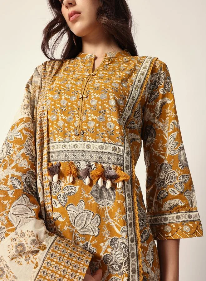 آي شين طقم كورتا نسائي قطن أصفر بنقوش بارزة بقصة بالازو عادية