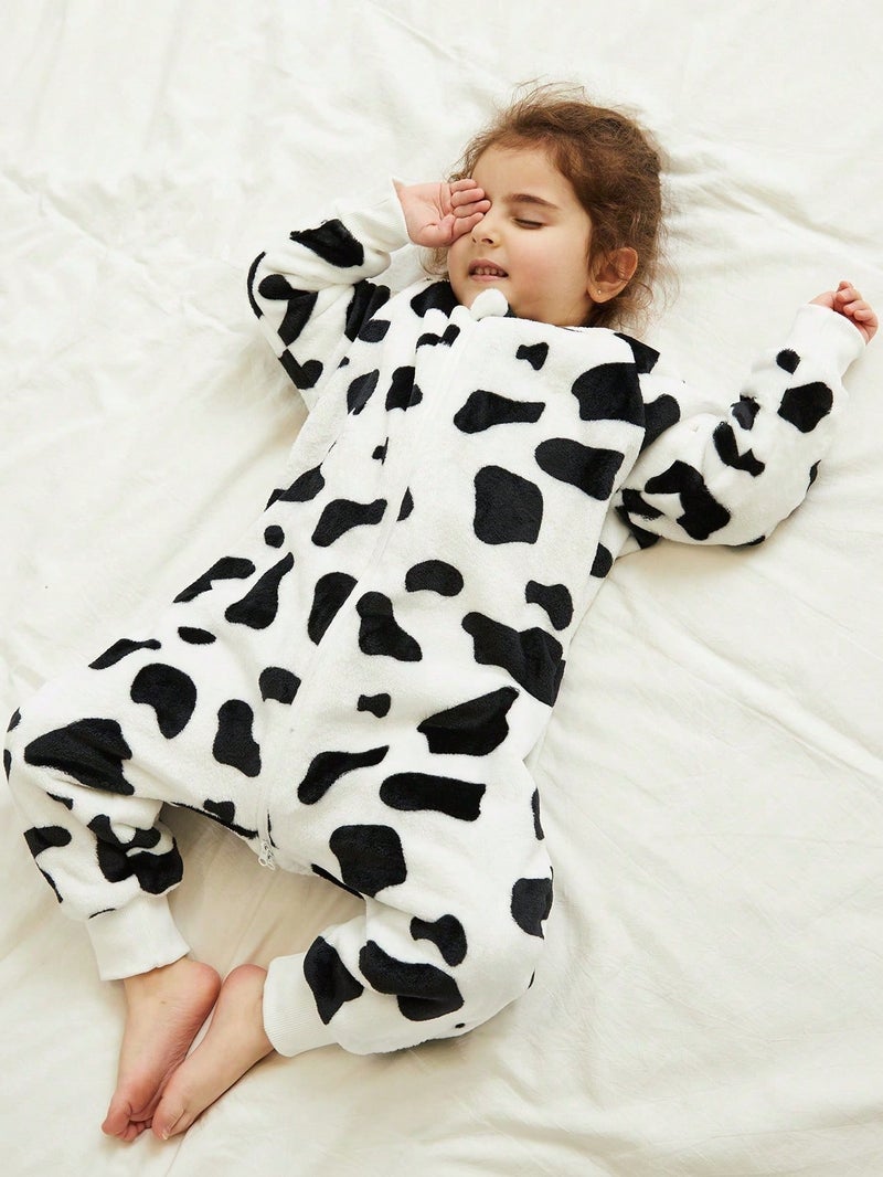 Kids Sleepwear with Cow Print – Cozy Pajamas with Comfortable Zipper Design - Image 2