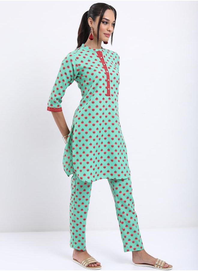 Vishudh Women Green Printed Kurta and Trouser Set by Styli  - Image 5