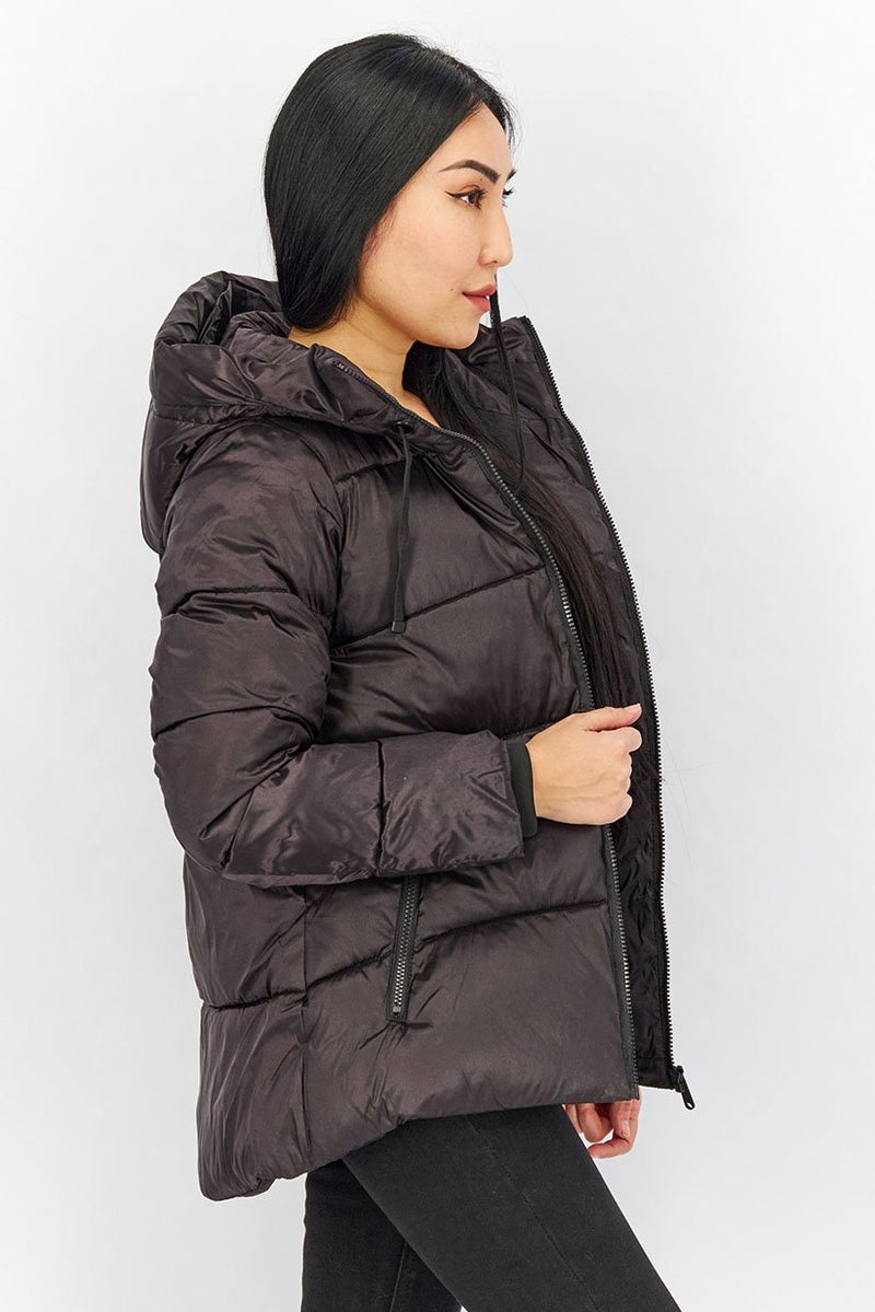 Sam Edelman Women Hooded Funnel Corral Puffer Jacket, Black - Image 3