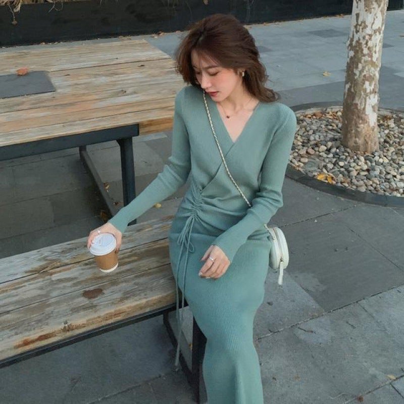 2023 Early Autumn New Womens Wear French Knee-Over-the-Knee Design Sense Niche V-Neck Sweater Long Skirt Knitted dress Meters apricot - Image 4