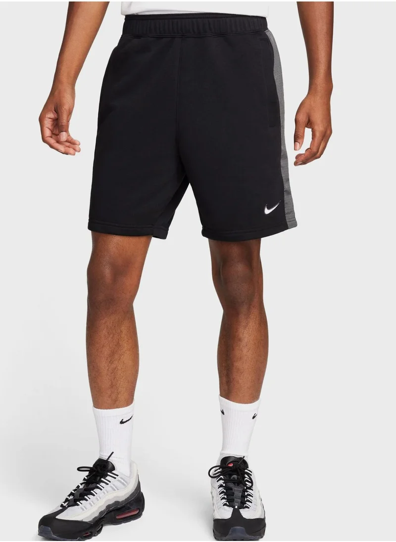 Nike Essential Shorts