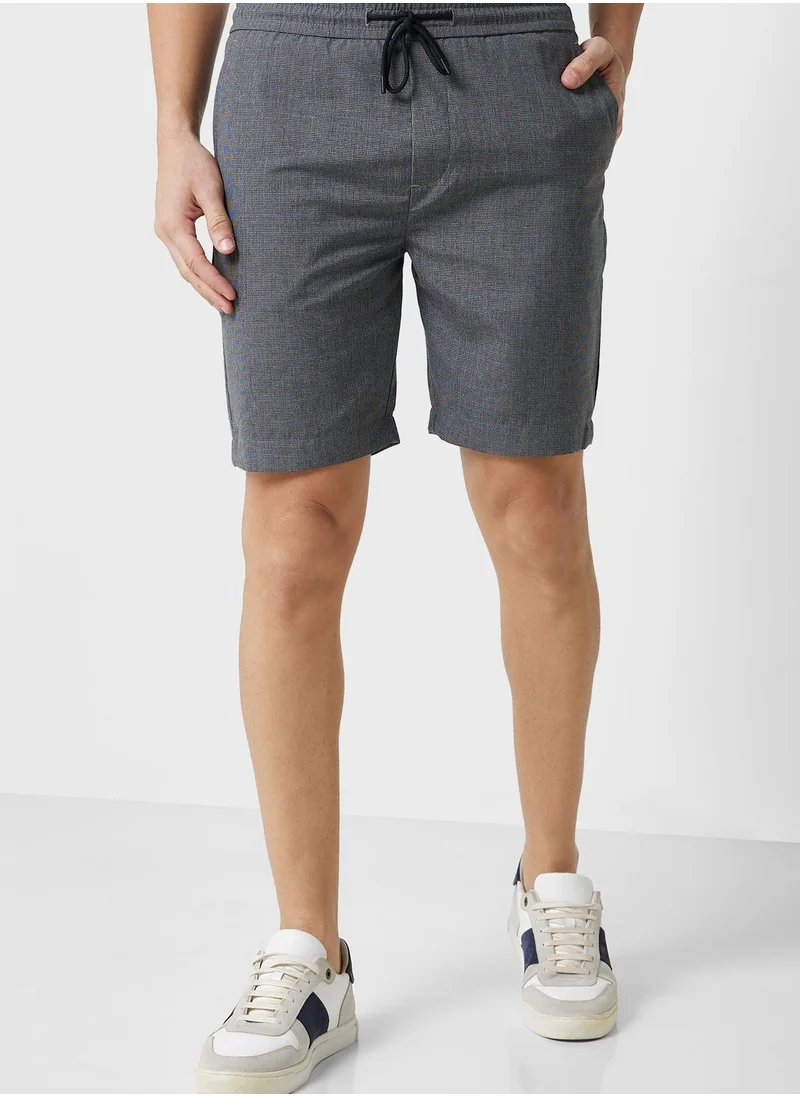 Robert Wood Smart Short