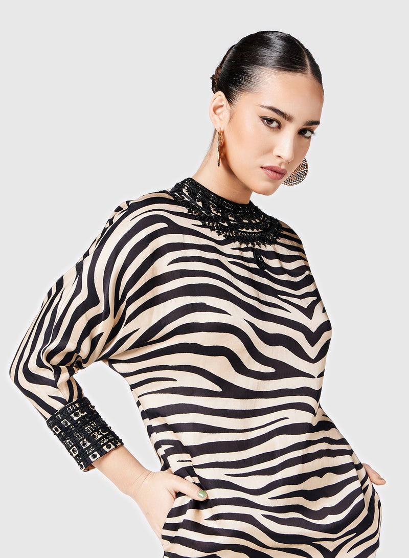 Threadz by Ajooni Printed Maxi Dress - Image 3