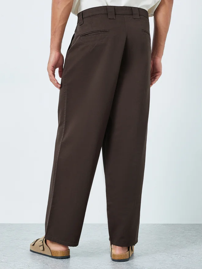 Styli  Styli Men Brown Solid Baggy Pants with Key Loop for Men | Best Price UAE