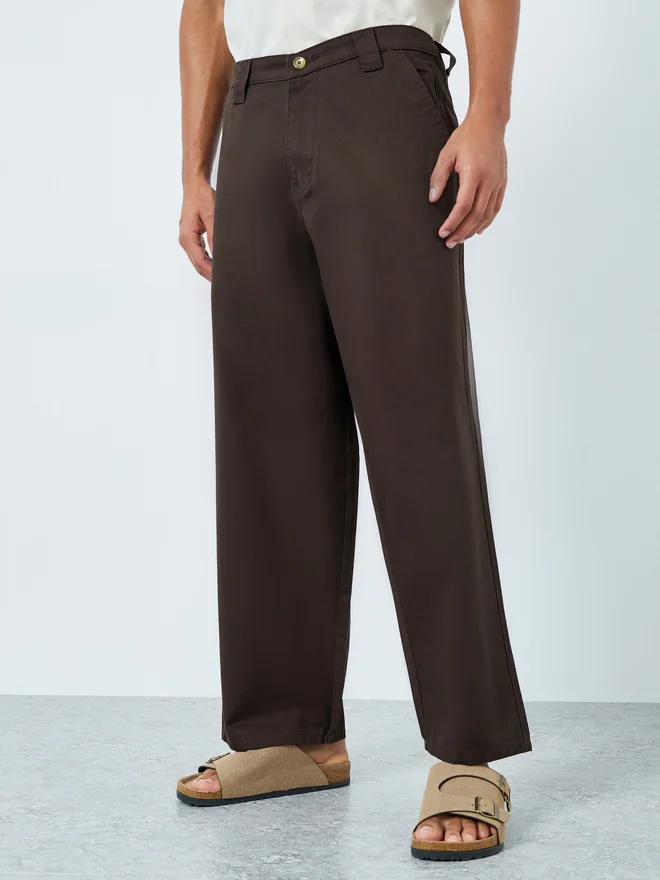 ستايلي Styli Men Brown Solid Baggy Pants with Key Loop