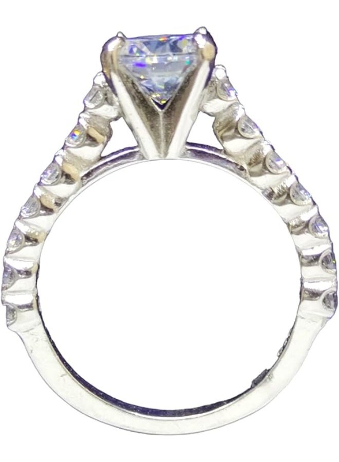 A women's ring made of 925 Swiss silver, plated with white gold, and set with genuine cubic zirconia stones, a jewel in the world of beauty, nicknamed "The Touch". - Image 2