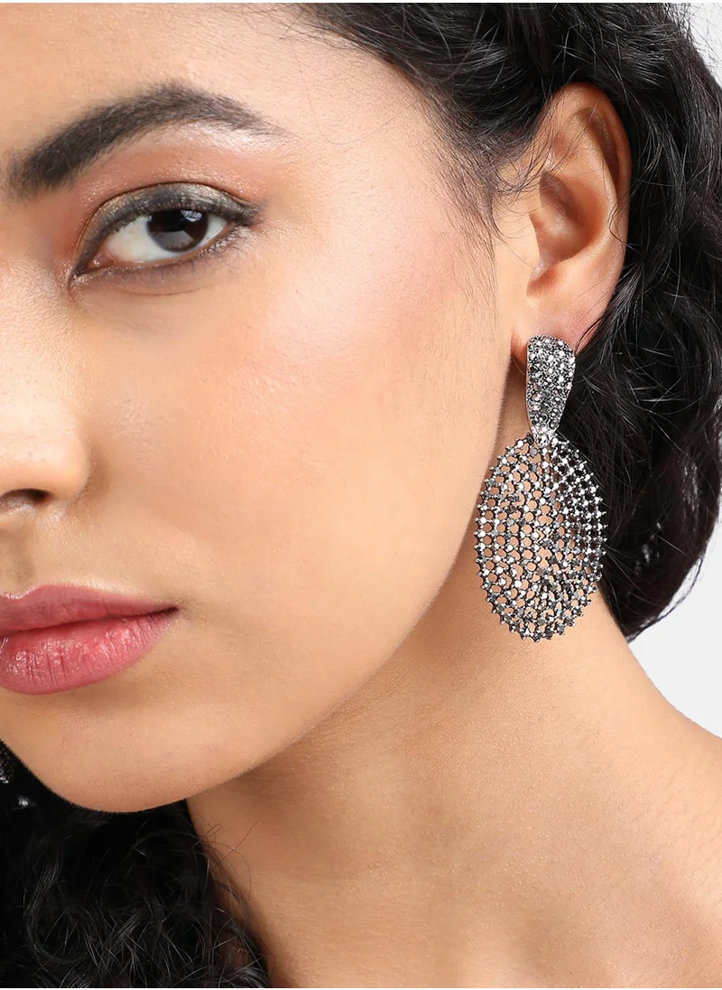 SOHI Intricate Oval Drop Earrings - Silver