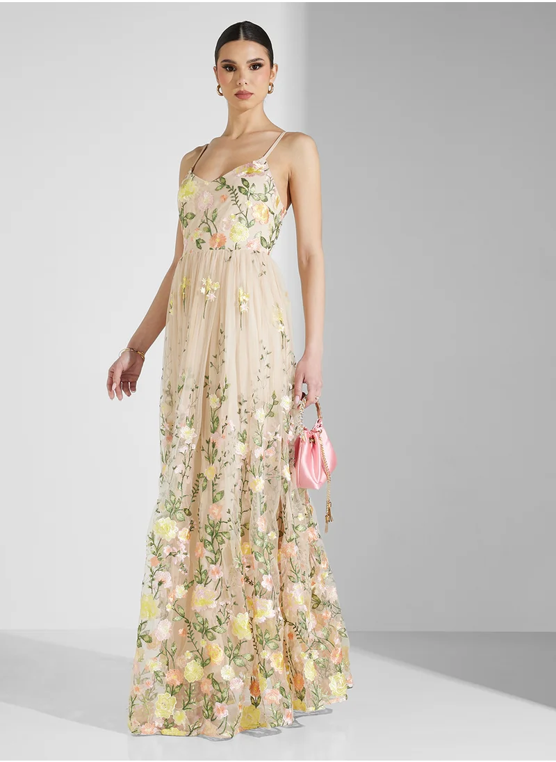 مايا Cami Floral Embroidered Maxi Dress