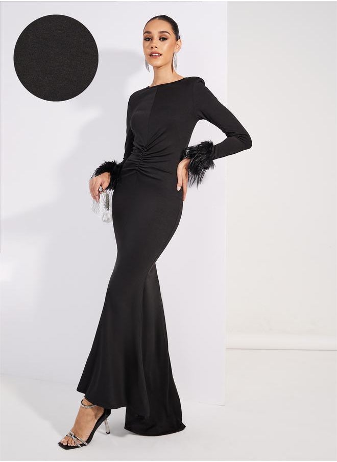 Gathered Front Faux Fur Detail Maxi Dress - pzsku/Z4B61A715026785FC392EZ/45/_/1716814580/4769129f-e582-4f68-875a-64f993175831