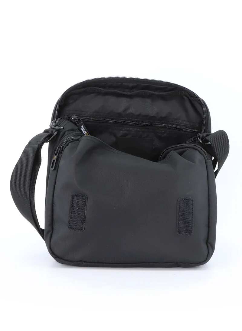 NATIONAL GEOGRAPHIC National Geographic Pro Shoulder Bag Black, Stylish for Men and Women Compact and Versatile, Portable Organizer for Travel, Business, University