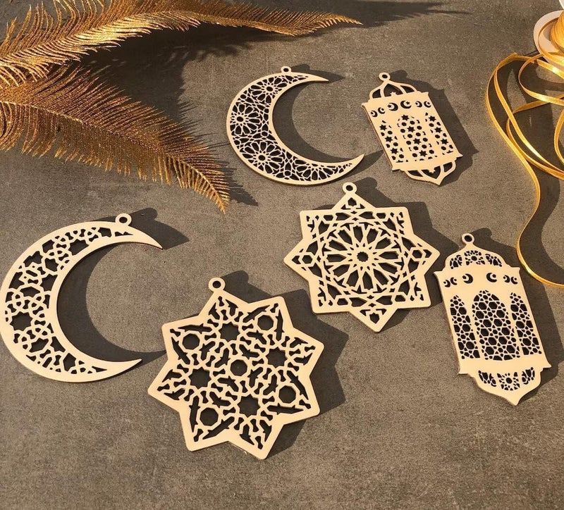 Curious Button مجموعة من 6 قطع من أقراص MDF معلقة بمناسبة رمضان مبارك، ديكورات العيد، رمضان كريم، ديكورات رمضان، هدايا العيد، ديكور الطاولة الإسلامي، فن الجدار الإسلامي، رمضان مبارك - Image 1
