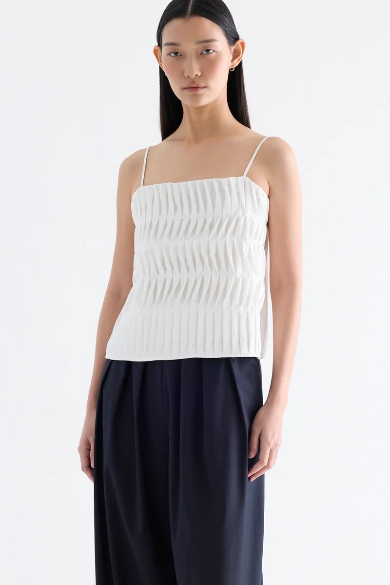 ذا اديتورز ماركت Ellera Twist Pleat Top