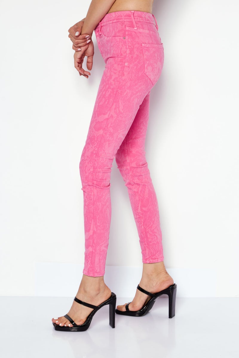 RIVER ISLAND جينز دنيم مرن للنساء بقصة عادية، وردي - Image 4