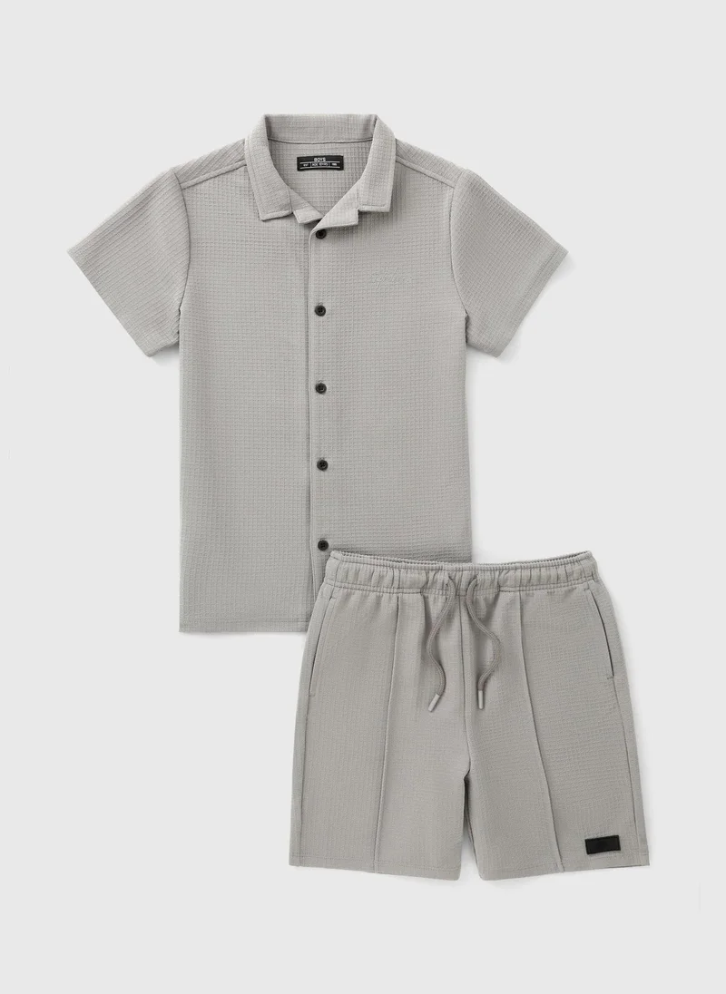 ماتلان Boys Grey Waffle Shirt & Short Set