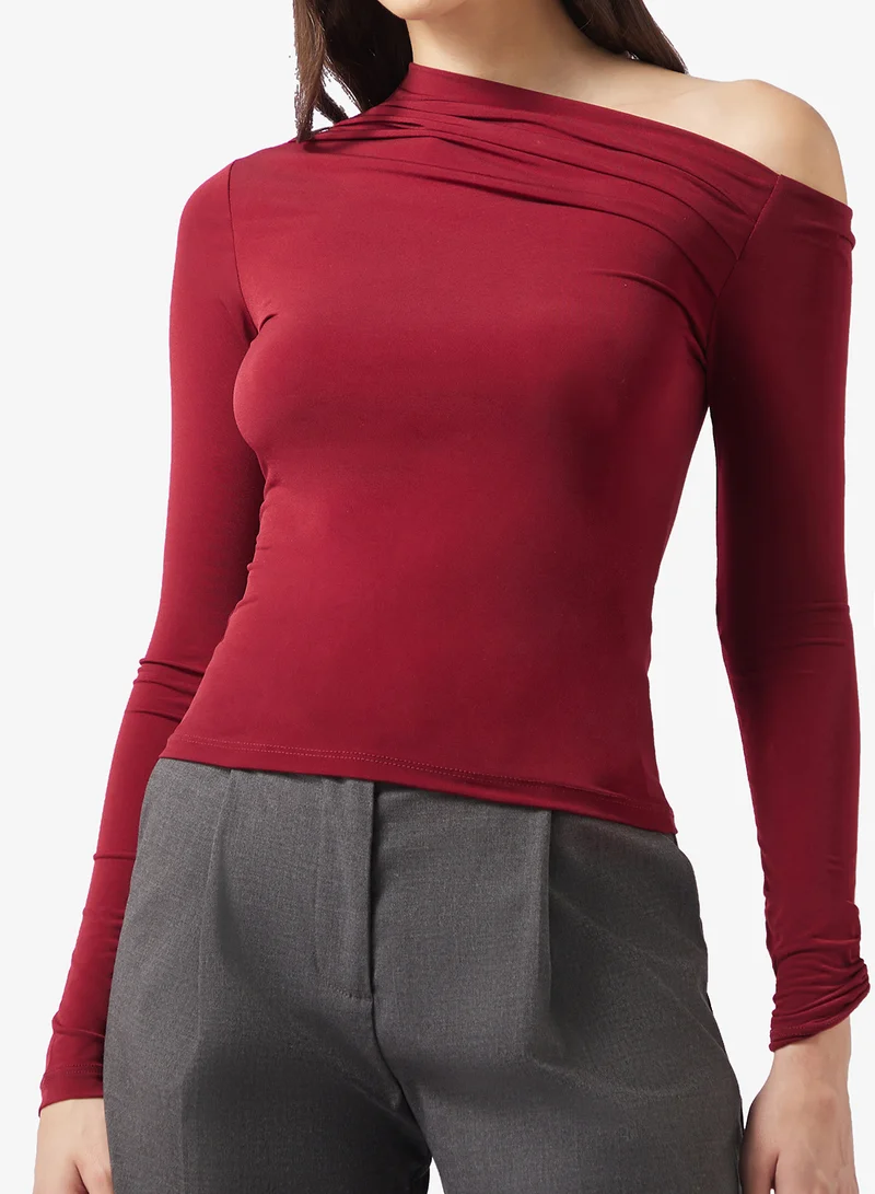 ايلا Top With Asymmetric Neck