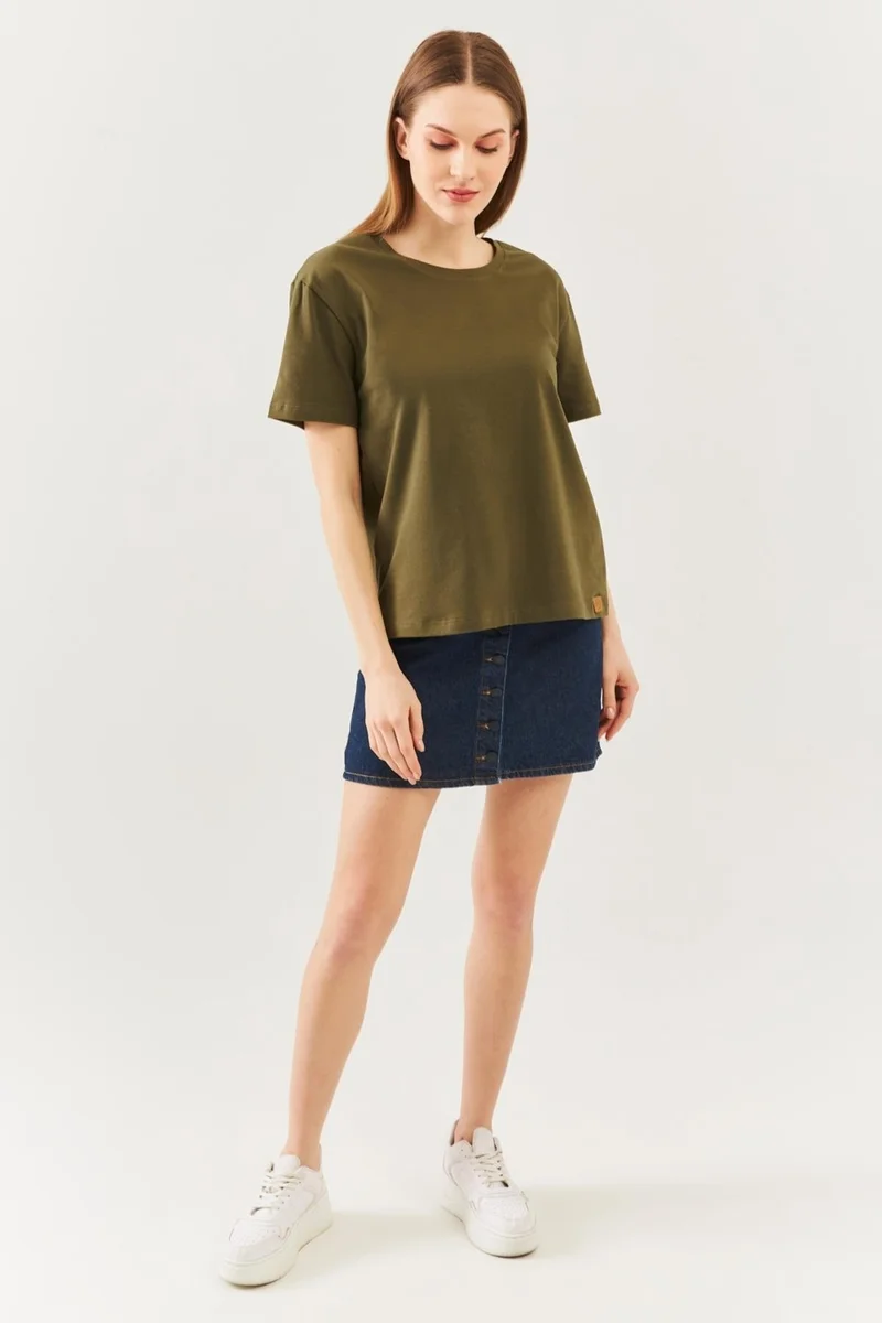 Butikgiz Haki Oversize Rahat Pamuklu Penye Bisiklet Yaka Kısa Kol Basic T-Shirt