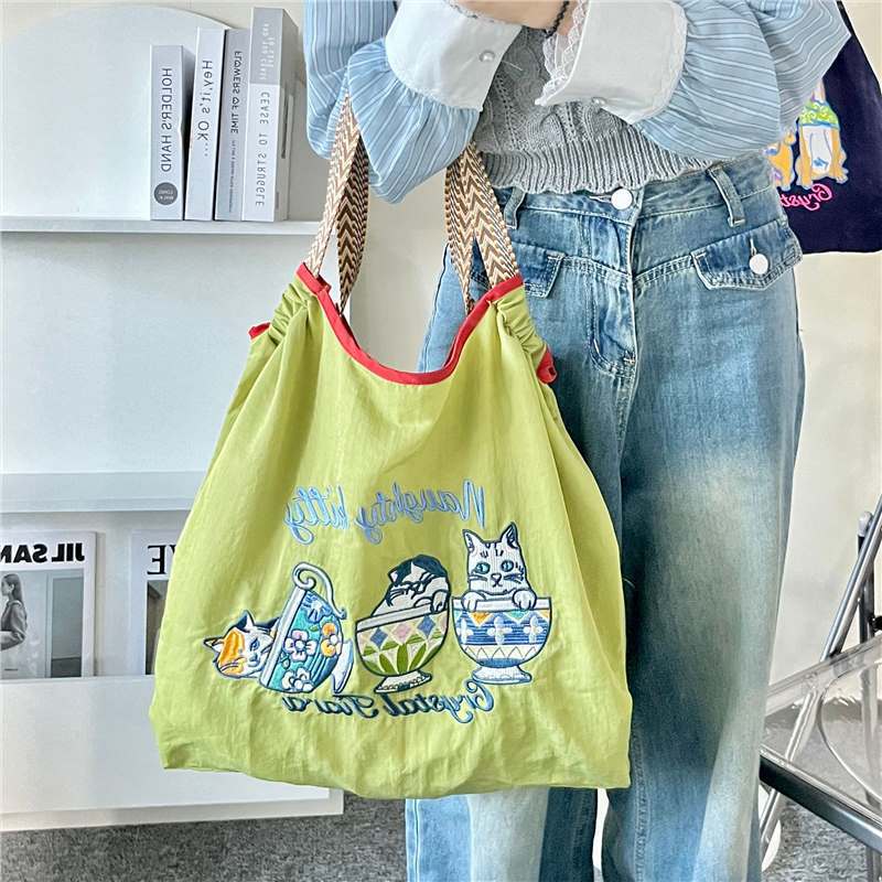 Japanese Style Cat Chai Dog Embroidered Eco-Friendly Cloth Bag Women'S Large Capacity New Nylon Handbag Student'S All-Match Shoulder Bag - Image 2