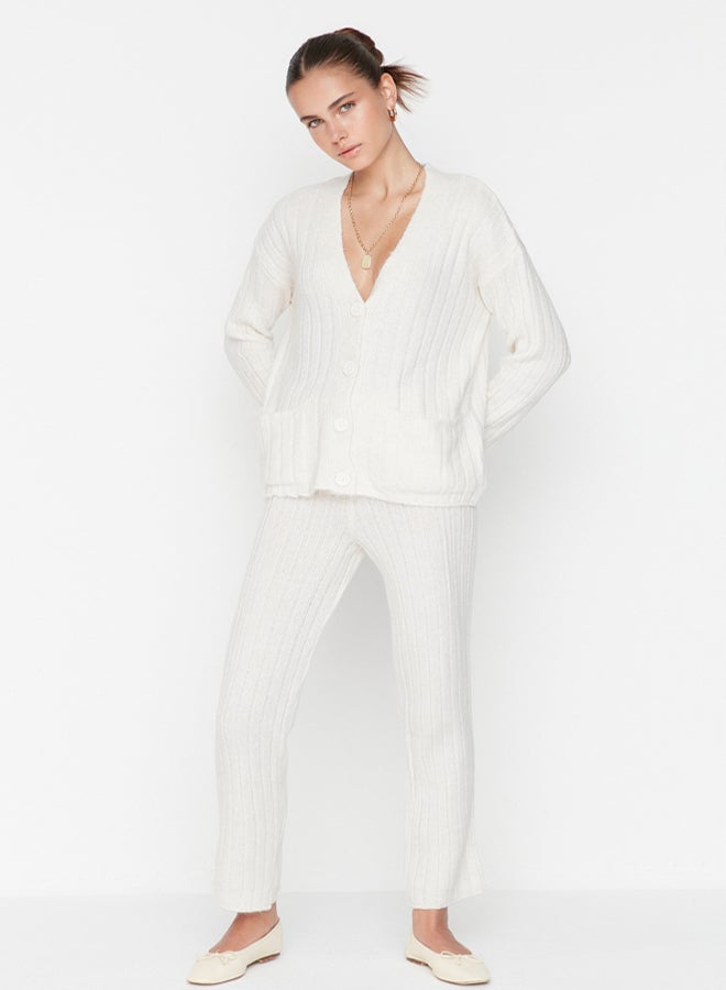 trendyol Wide fit Ecru. Soft Textured Knitwear Top-Top Set - Image 1