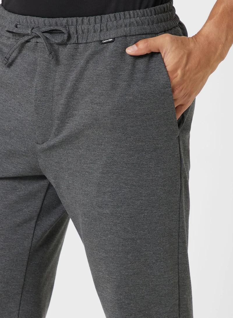 CALVIN KLEIN Essential Sweatpants