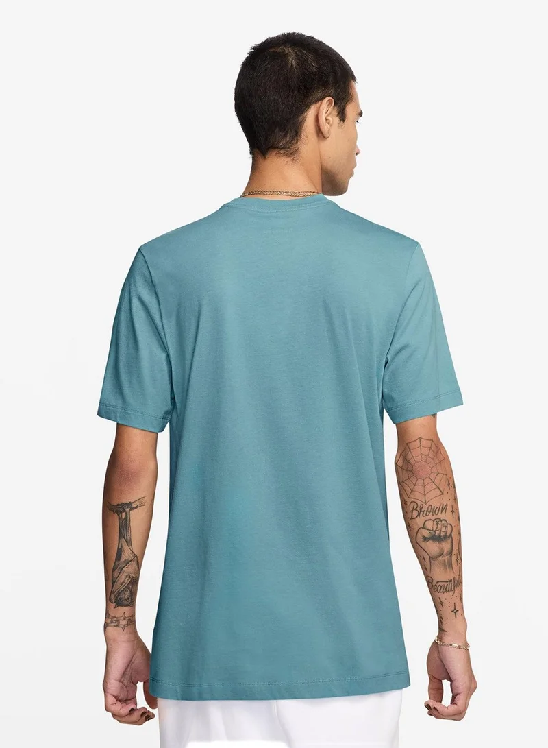Nike Men's Sportswear Club T-Shirt