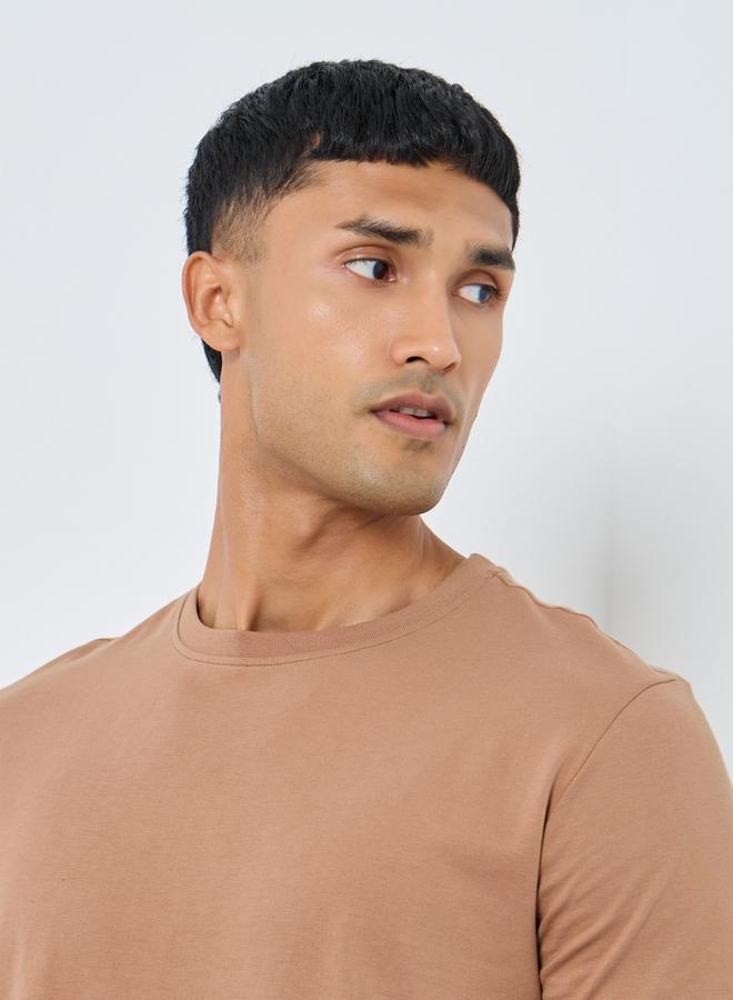 Styli Men Coffee Brown Solid Cotton Blend T-Shirt - Image 2
