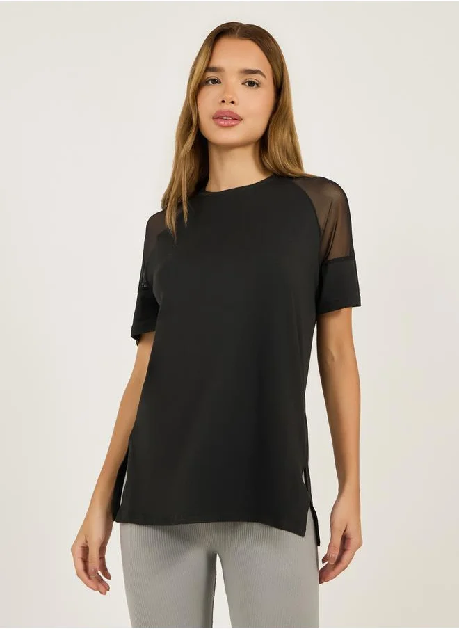 ستايلي Back Vertical Slogan Letter Drag Short Sleeves Top