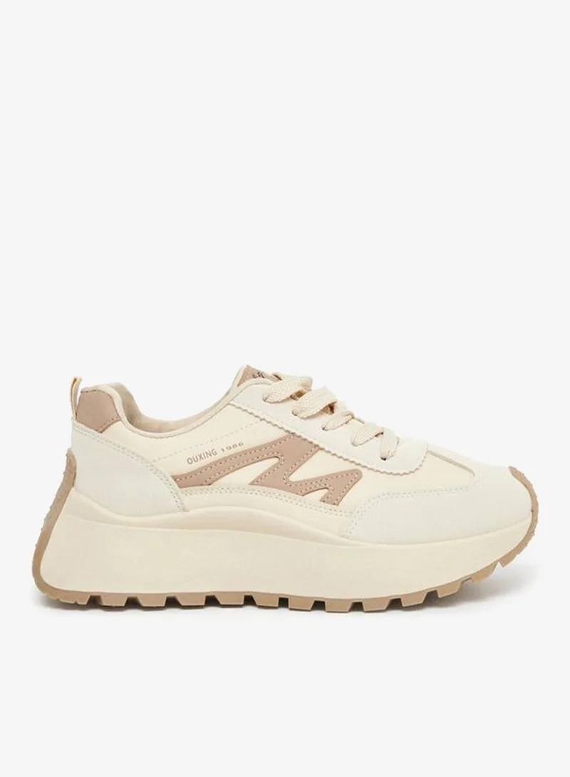 ستايلي اكتيف سنيكرز ستيلى برباط ونعل سميك