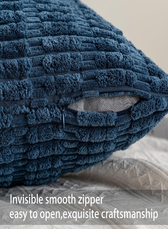 Aegero طقم أغطية وسائد زينة من المخمل المضلع من إيجيرو، قطعتان، مقاس 24 × 24 بوصة، أغطية وسائد ناعمة مخططة، ديكور منزلي عصري على طراز المزرعة، مناسب للأريكة وغرفة المعيشة والسرير (لون أزرق مخضر) - Image 3