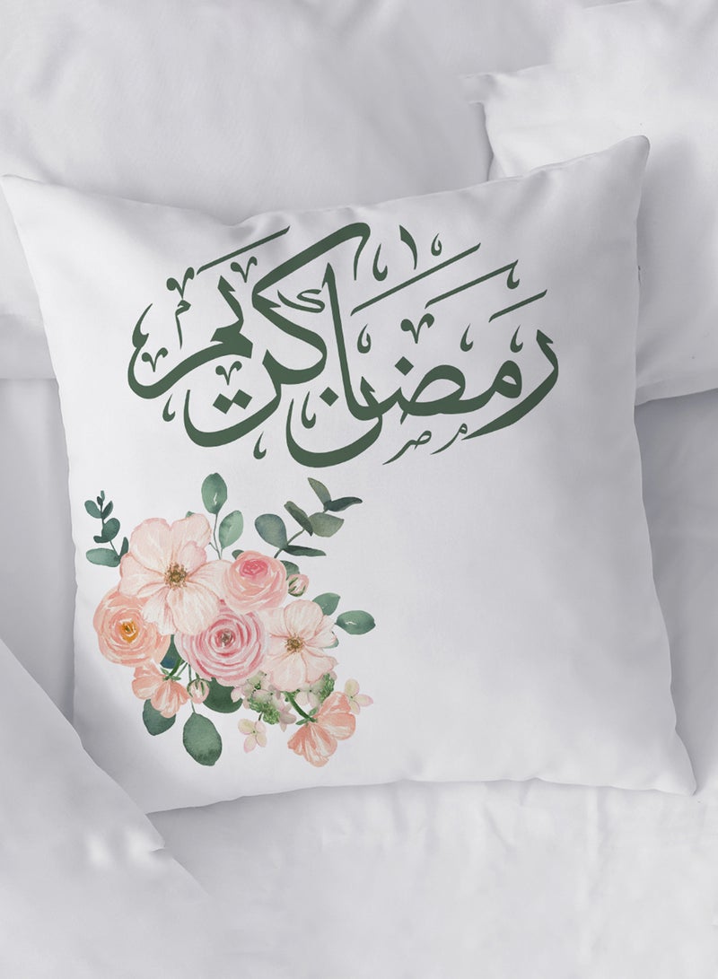 لوحة غطاء وسادة من البوليستر بتصميم رمضان كريم ونمط ورود - Image 1