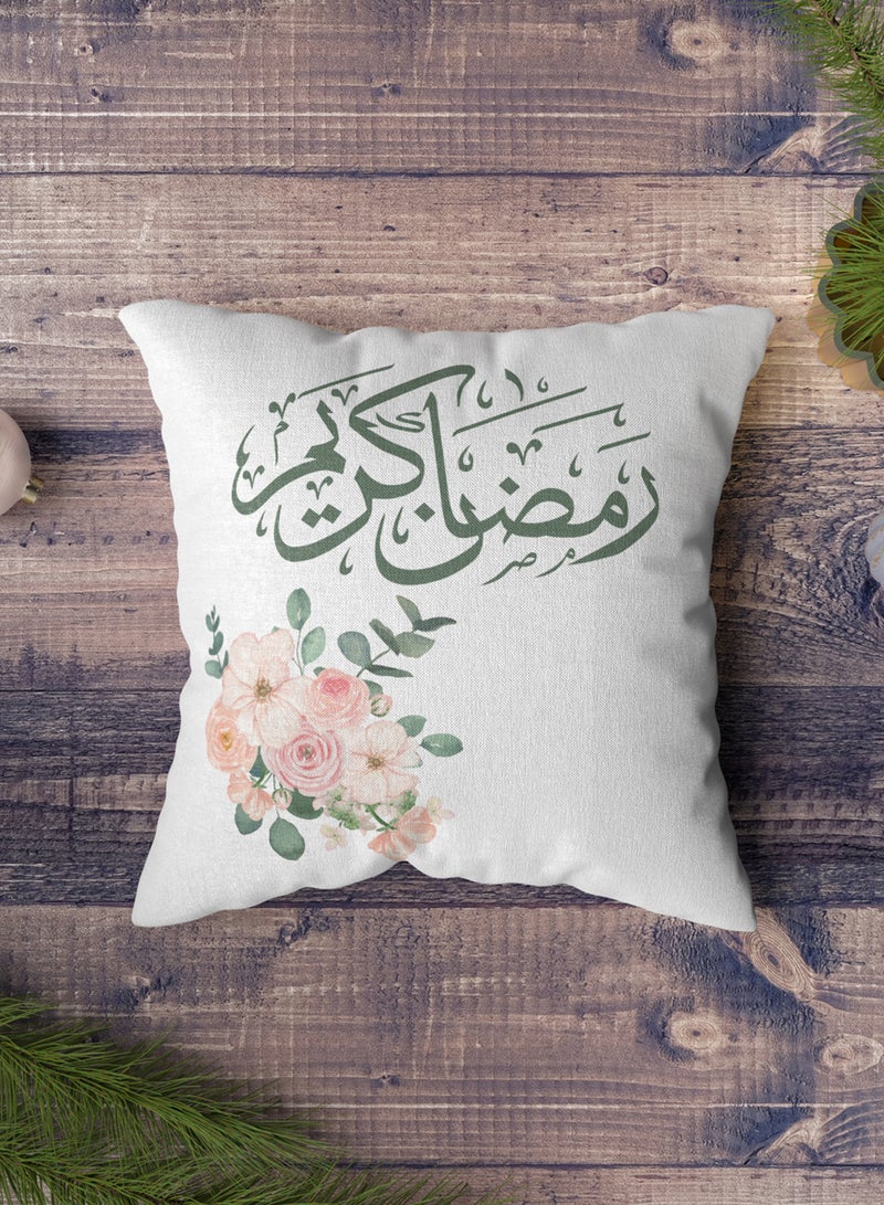 لوحة غطاء وسادة من البوليستر بتصميم رمضان كريم ونمط ورود - Image 4