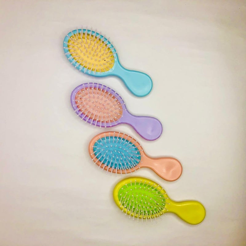 V kidsword Mini Pocket Detangling Hair Brush Pin Handheld Massage Paddle Hair Comb for Adults Kids All Hair Types Mini Travel Multicolor  - Image 4
