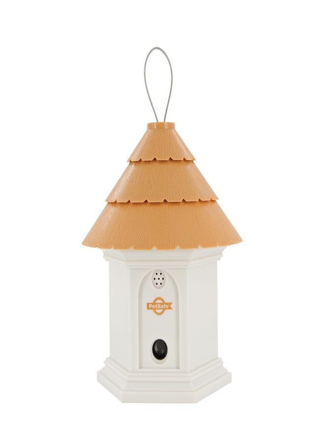 بيت سيف جهاز PetSafe Deluxe للتحكم في نباح الكلاب بالموجات فوق الصوتية للاستخدام الخارجي - رادع ممتاز لمنع النباح لجميع أحجام الكلاب - يغطي مساحة تصل إلى ربع فدان (50 قدمًا) - مقاوم للعوامل الجوية - مؤقت للتشغيل المجدول - تصميم على شكل بيت طيور - Image 1